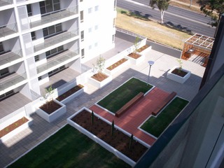 Courtyard (2009-11-25)