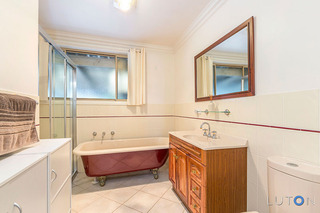 Bathroom (2016-02-05)