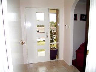 Entrance (2004-05-05)