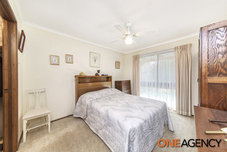 Bedroom 1 (2015-08-07)