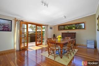 Family Room (2013-03-11)
