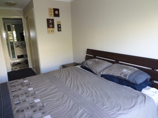 Bedroom (2012-04-11)