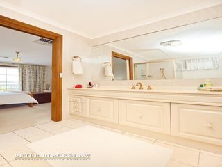 Ensuite #1 (2011-11-04)