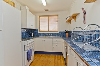 Kitchen (2011-08-18)