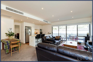 Living Area (2012-10-11)
