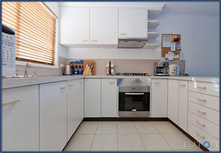 Kitchen (2011-07-26)
