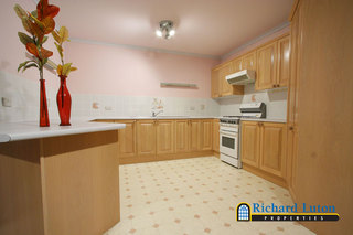 Kitchen Flat (2006-05-18)