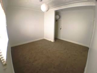 (2018-04-04)