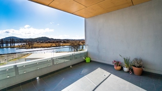 North facing balcony (2017-07-25)