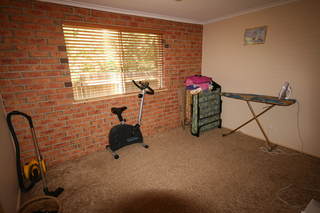 Bed 3 (2006-11-09)