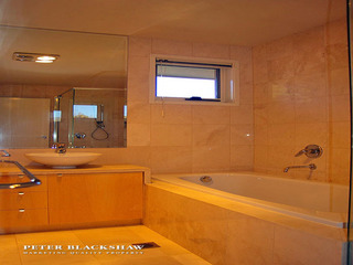 Main Bathroom (2011-07-13)