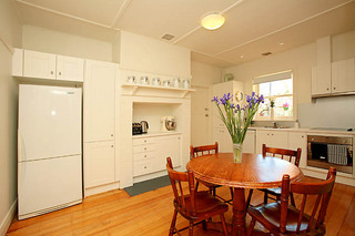 Kitchen/Dining (2010-07-19)