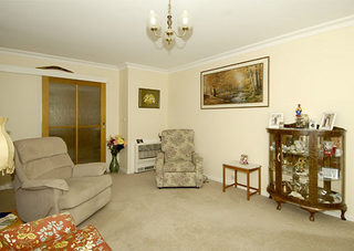 Lounge (2007-02-01)