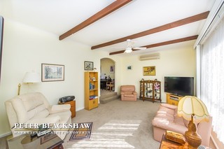 Lounge (2013-05-01)