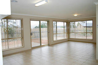 Family room (2005-06-22)