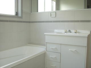 Bathroom (2003-10-02)