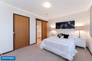 Bedroom 1 (2015-05-20)