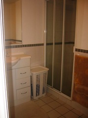 Bathroom (2009-05-19)