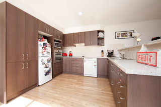 Kitchen (2011-10-25)