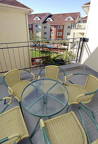 Balcony (2005-04-18)