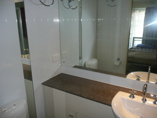 Ensuite (2011-04-02)