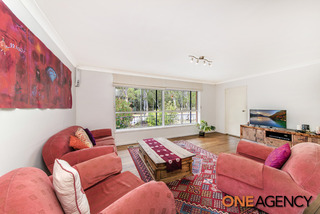 Lounge Room (2015-12-16)