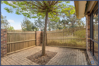 Front Courtyard (2014-10-10)