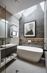 Bathroom (2015-11-13)