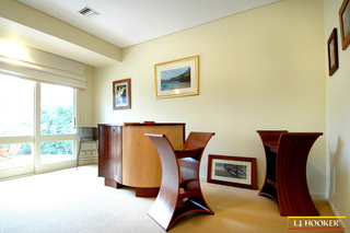 Bar Area/Lounge (2007-03-29)