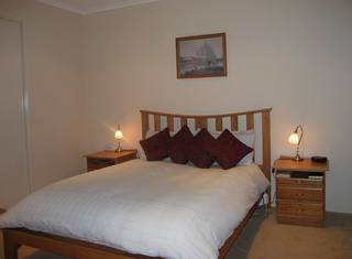 Bed 1 (2005-07-14)