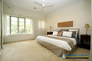 Bed 1 (2005-10-28)
