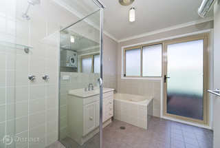 Main Bathroom (2019-01-11)