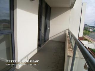 Balcony (2011-01-05)