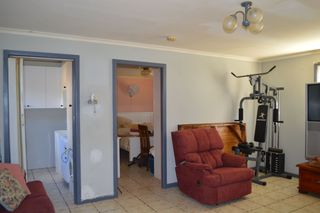 Bedroom 1 (2014-04-19)