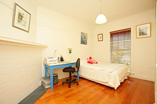 Bedroom (2010-07-19)