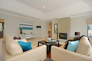 Family Rm/Fireplace (2010-08-26)