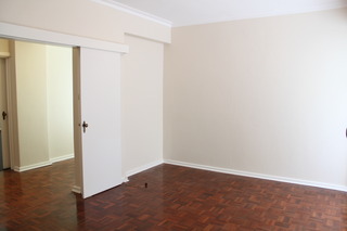 Family Room (2014-01-16)