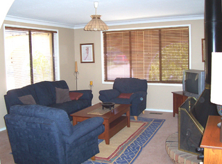 Lounge (2005-11-03)