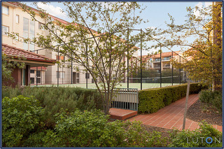 Tennis Court (2013-04-04)