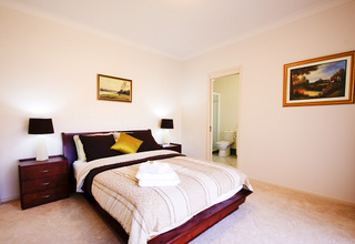 Bedroom 2 (2011-08-17)