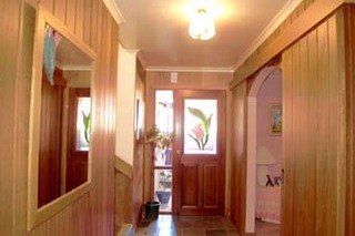 Separate Foyer (2002-10-21)