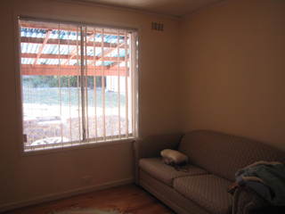 Living (2010-05-11)