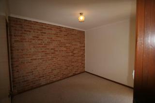 Bedroom 2 (2013-08-15)
