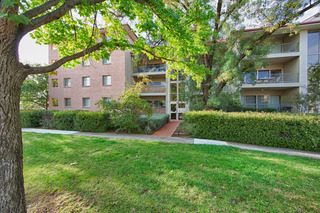 Frontyard (2015-10-08)