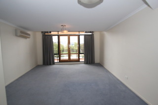 Living Room (2015-12-02)