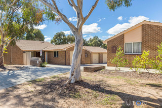 Front of complex (2019-06-19)