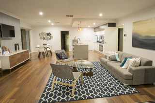 Family Room (2016-03-28)