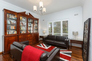 Family Room (2015-07-15)