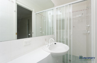 Bathroom (2016-06-08)