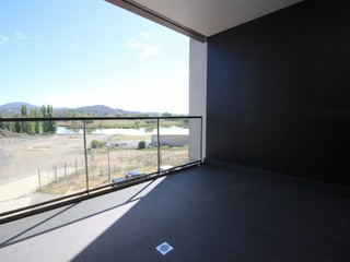 Balcony (2017-02-22)